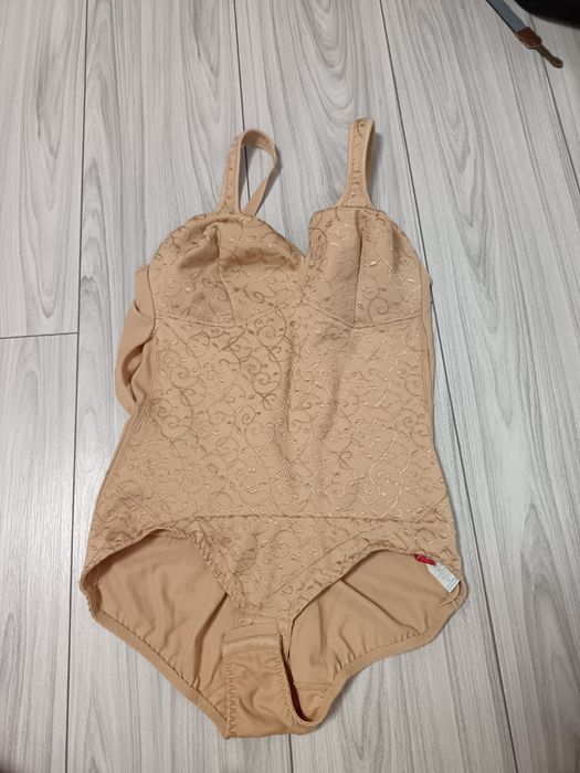 Triumph body modelator damă 90B