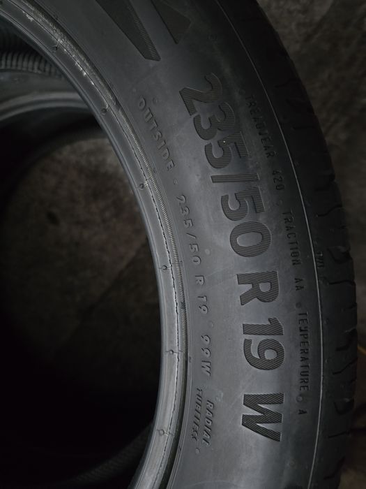 Continental 235/50 R19 99W vară