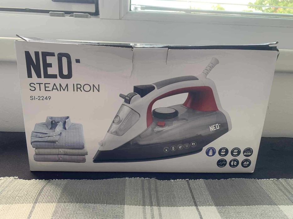 Ютия NEO Steam Iron SI-2249