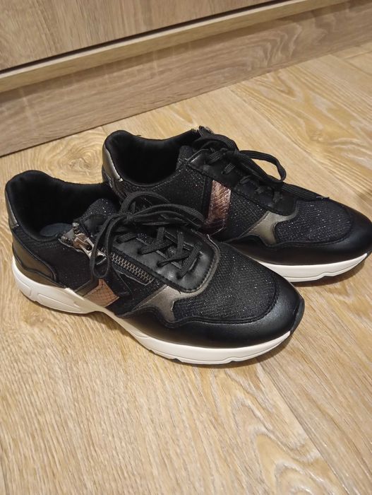 Дамски маратонки