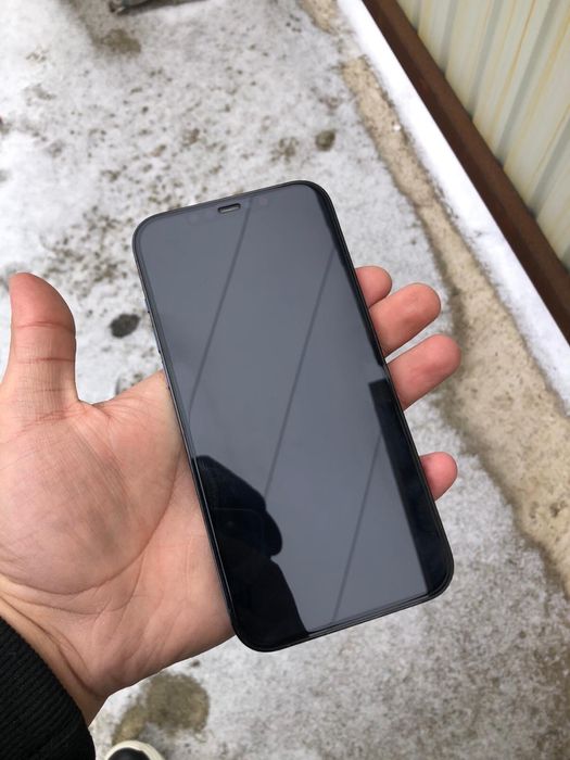 Vand sau schimb iphone 12 pro max