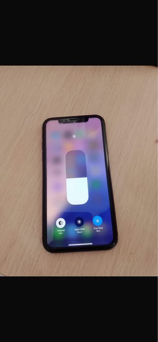 iphone 11 продаеться