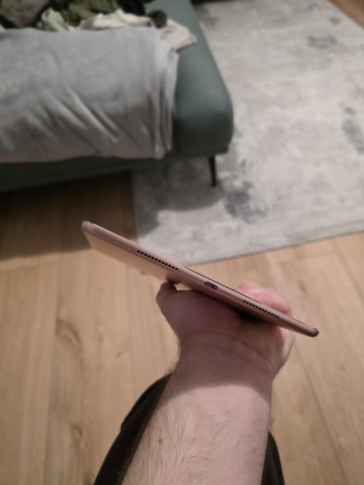 Apple Ipad Pro 9.7" A1673 256gb Baterie 100%!