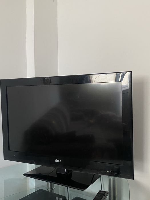 LG телевизор