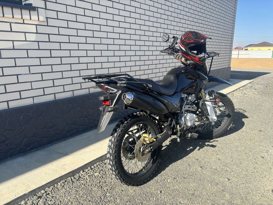 Желмая мотоцикл сатылады.