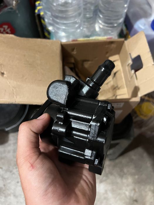 Pompă hidraulică, sistem directie TRW pentru Audi A4 B6/B7/Seat Exeo