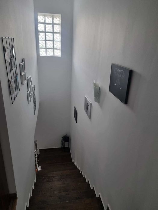 Inchiriere vila 4 camere, 2 bai, terasa, zona linistita