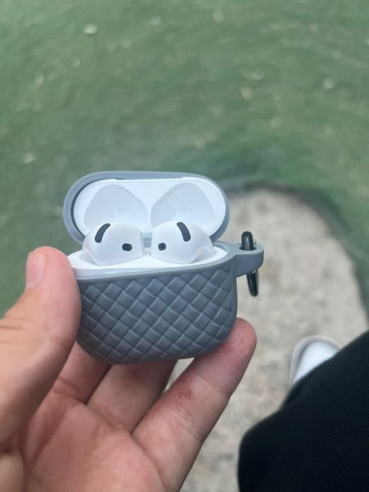 Airpods 4 шумоподовление