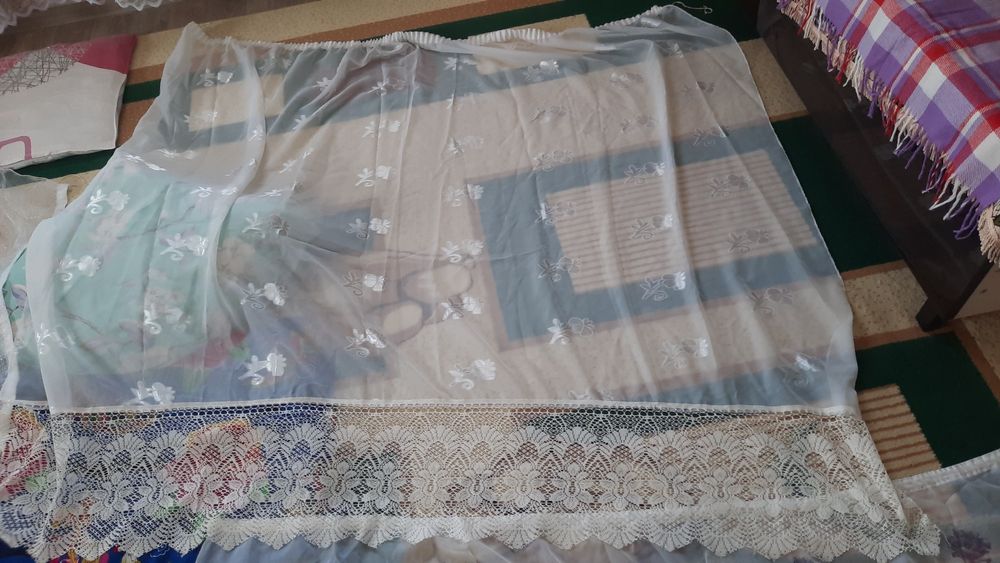 Продаются кухонные шторы б/у