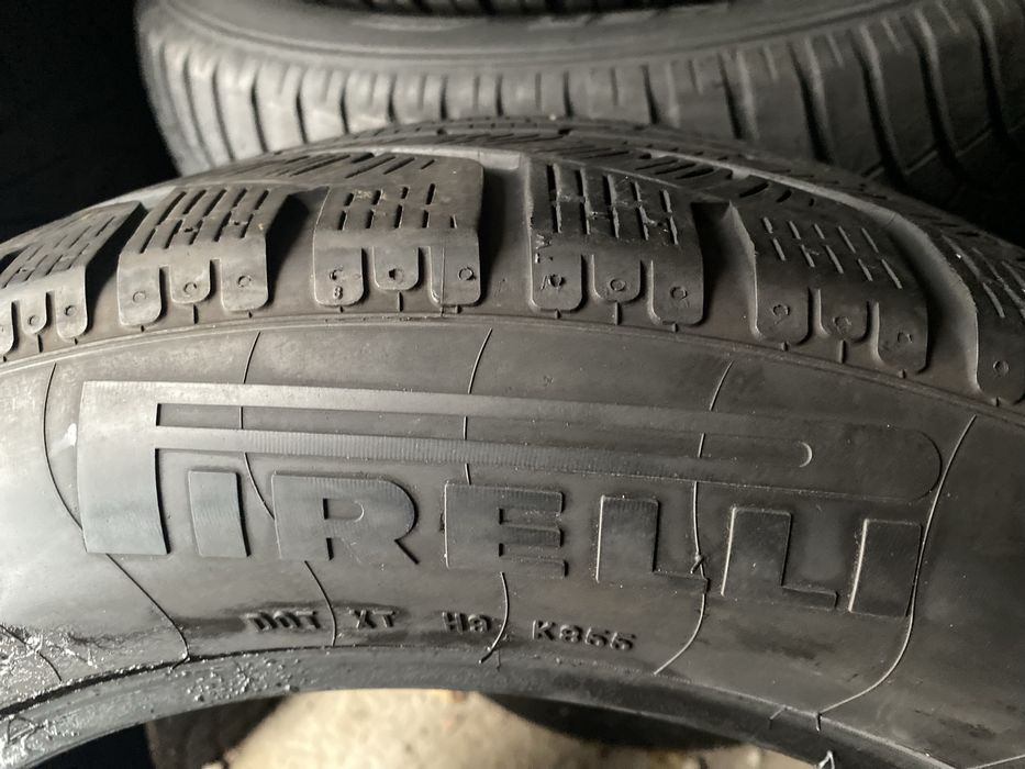 235/55/18 комплект бу пирелли