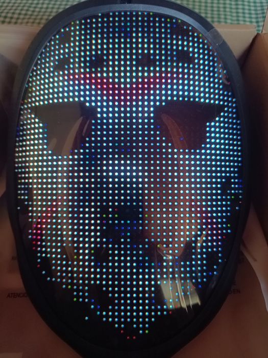 Блутут Маска с RGB подсветка