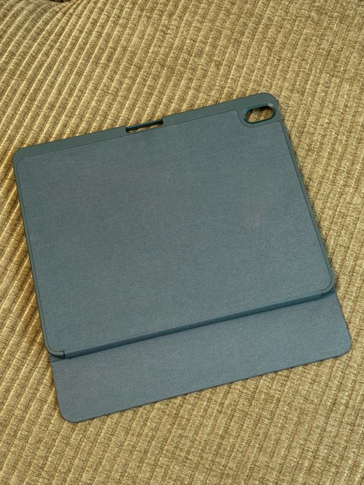 iPad Air 13” (M2), 256GB, albastru, împreună cu Apple Pencil Pro