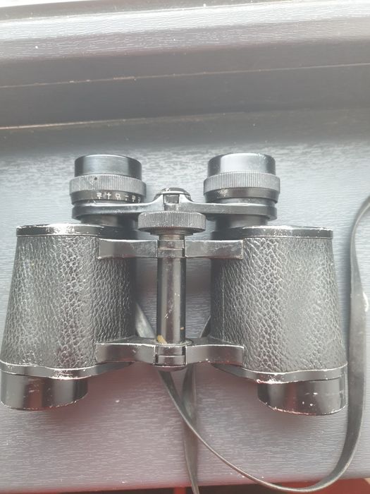 Binoclu Revue 8x30.