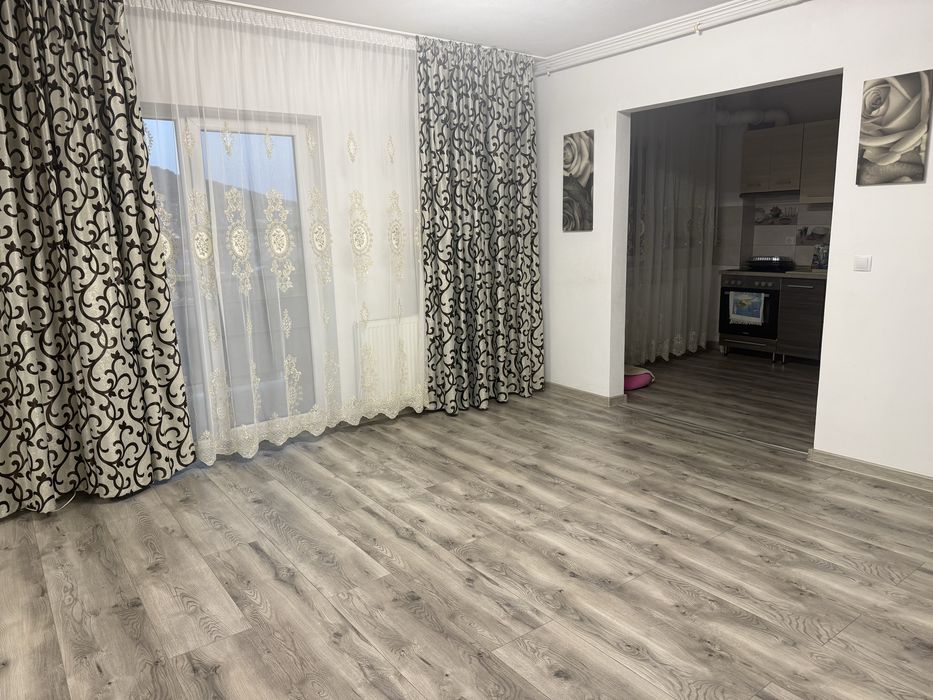 De vânzare: Apartament cu 2 camere, cu Terasă deasupra – Zonă stadion