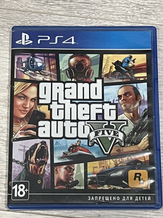 Продам плейстейшн 4  PS4