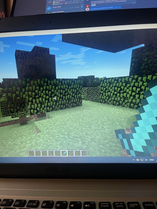 Продам Ноутбук - оффисный хороший