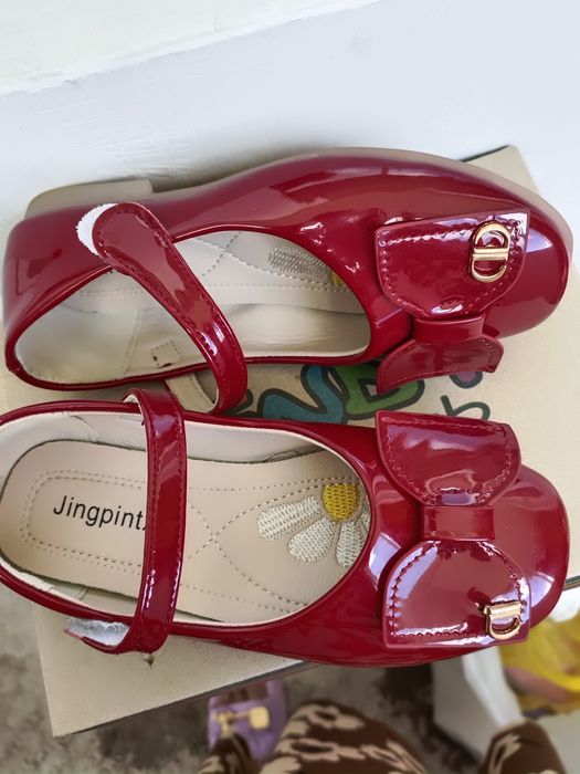 Обуви для девочки