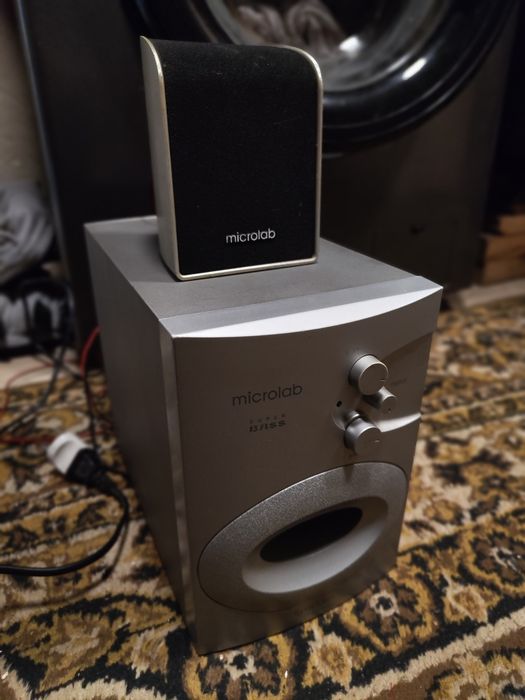 Муз  центр Microlab М560 (Super Bass)