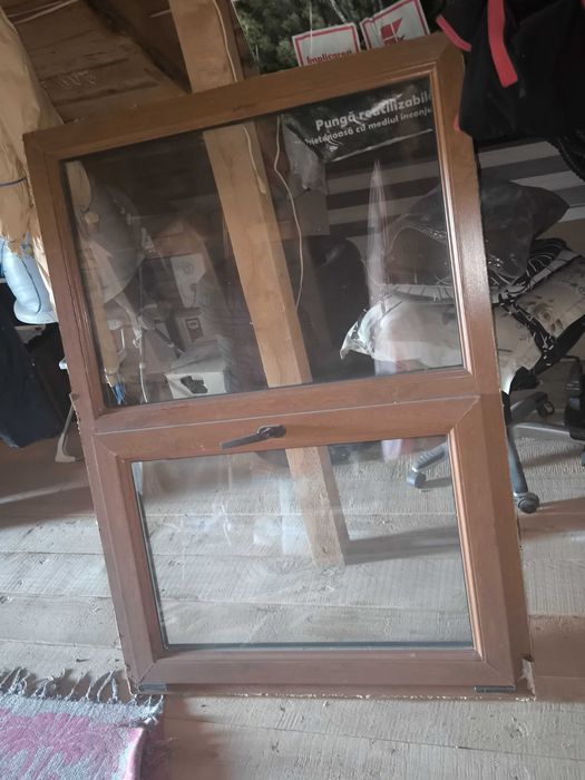 Ușă și geamuri termopan
