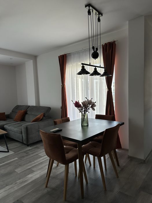 Apartament 2 camere de închiriat, cartier Bună Ziua