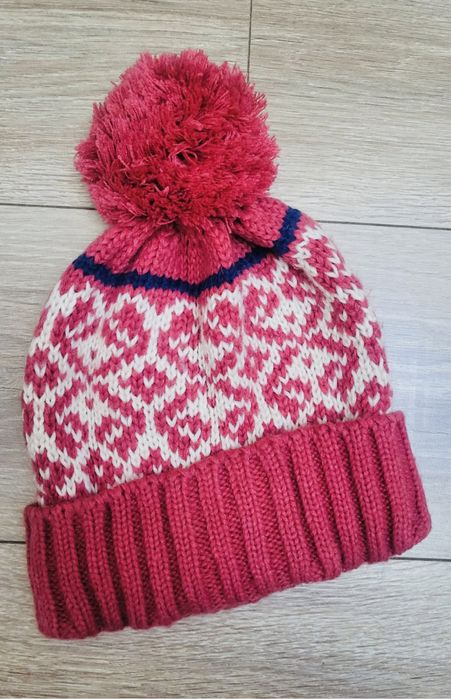 Продам зимние шапки