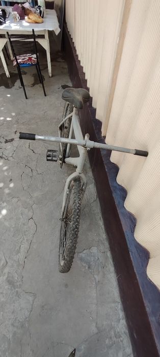 Velosiped 26  srochno sotiladi