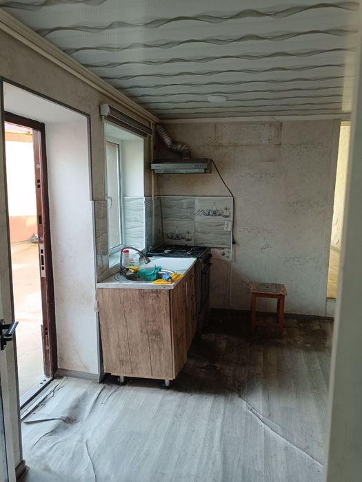 Продам участок 2ком 2сотки в доль дороги 5км от метро сергели 84 кв