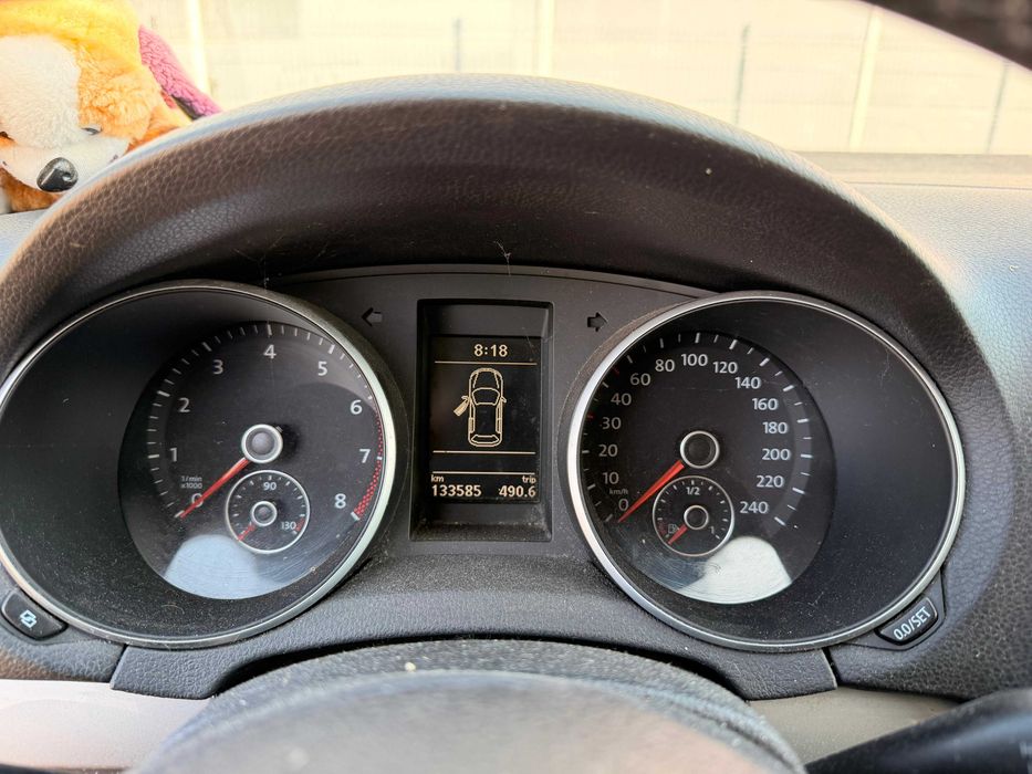 Vindem piese de schimb pentru diverse modele VW Golf 6 5K.