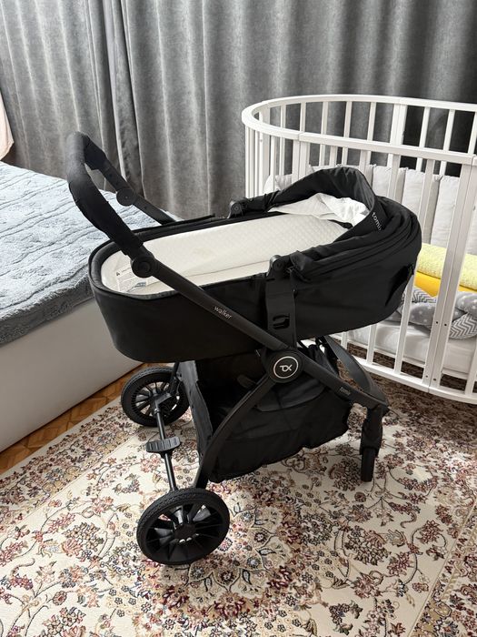 Коляска Tomix Walker 2 в 1  в отличном состоянии
