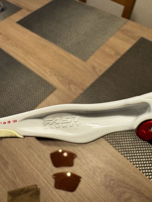 Oakley Fast Jacket Polarized Sunglasses Oo9097-3072 White/oo Red