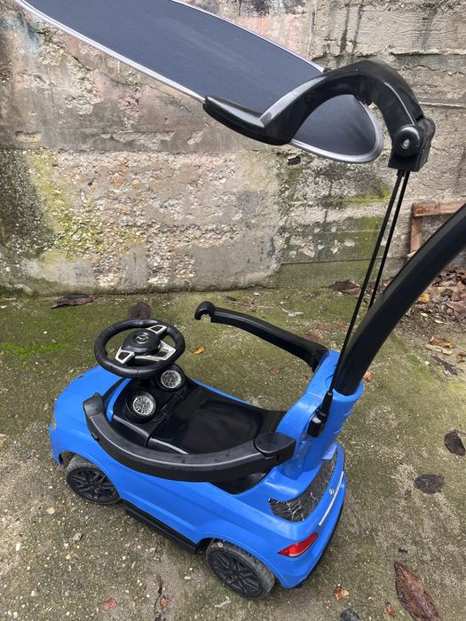 Детска кола за бутане “Chipolino” Ride-on със сенник MERCEDES