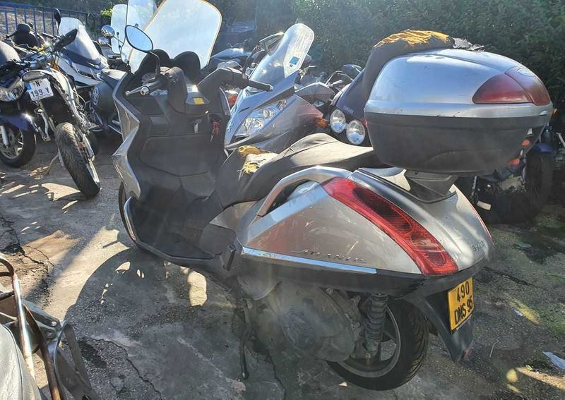 Aprilia Atlantic Априлия Атлантик Скутер Мотор НА ЧАСТИ