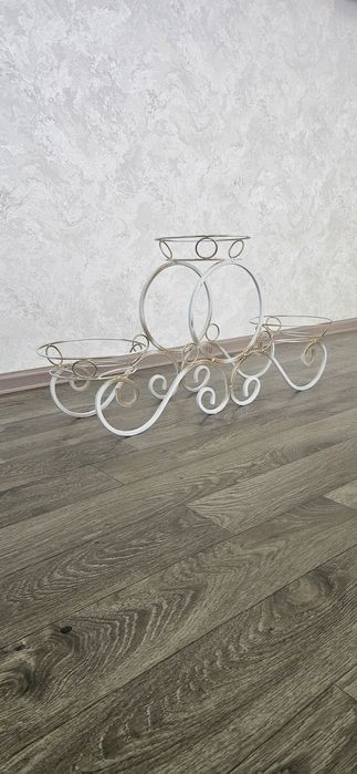 Подставки под светы