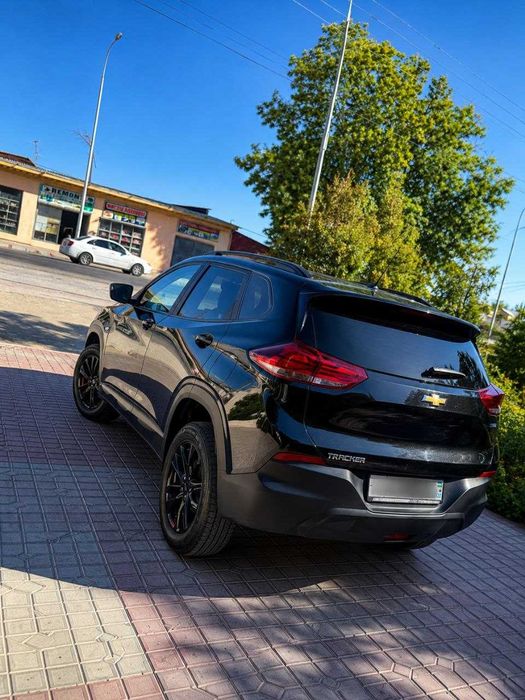 Chevrolet Tracker 2024 LT | 34 900 км | 1.2 Turbo