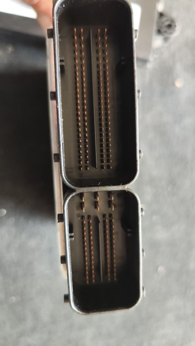 Компютър с кас и ключ за БМВ х5 е70 3.0д 235кс