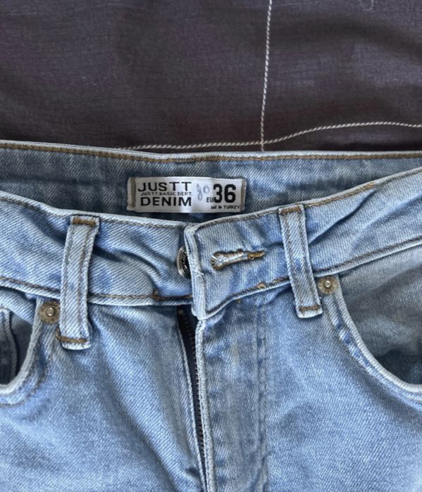Denim Blugi marime 36