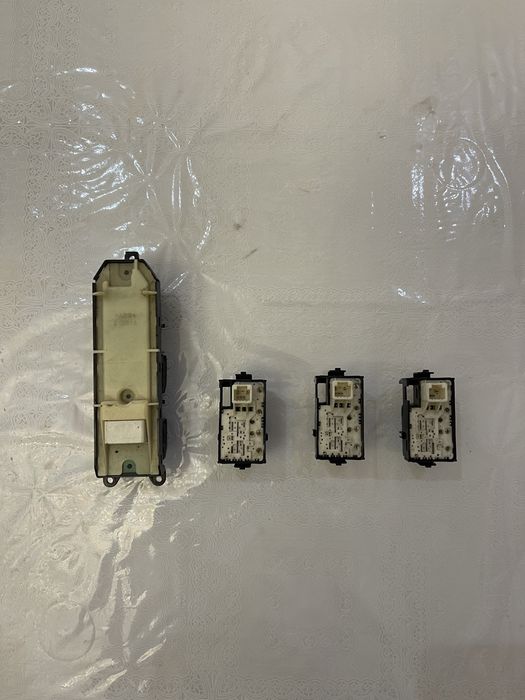 Прадо 150 кнопки стеклоподъемника