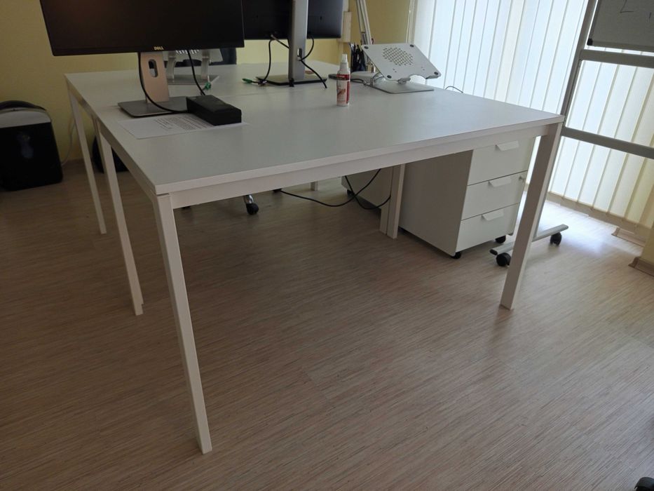 Маса/бюро от ИКЕА