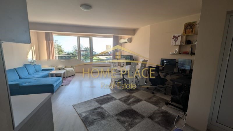 Дава се под наем Тристаен апартамент в Варна, м-т Траката - 80 кв.м за 586.5 € - Снимка #1