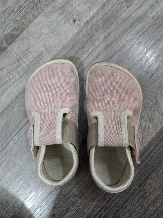 Pegres barefoot боси пантофи