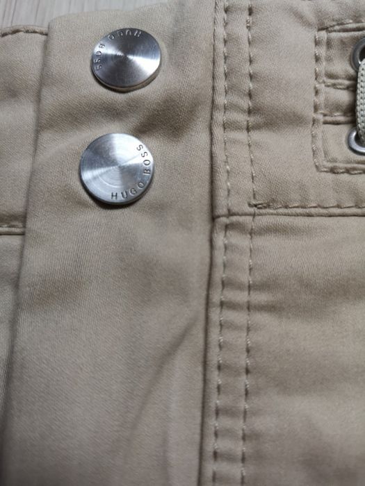 Fusta Hugo Boss mas S