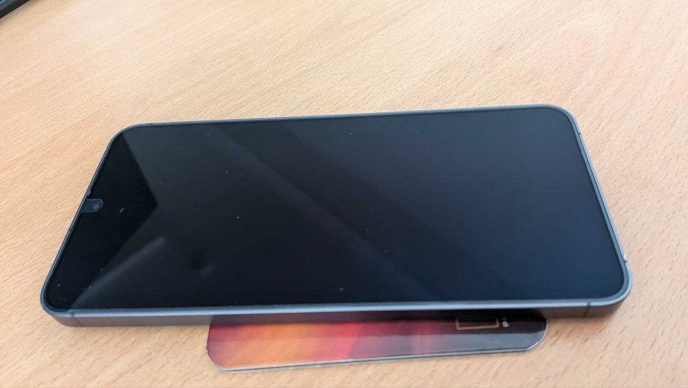 Samsung S24 plus  В гаранция