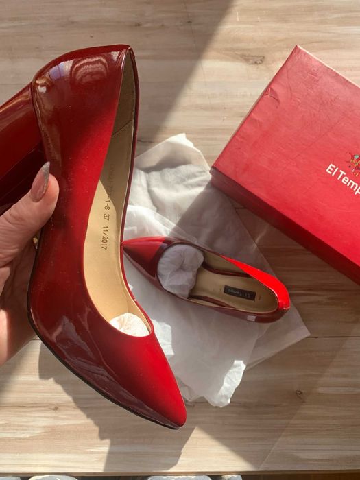 Туфли женские брендовые