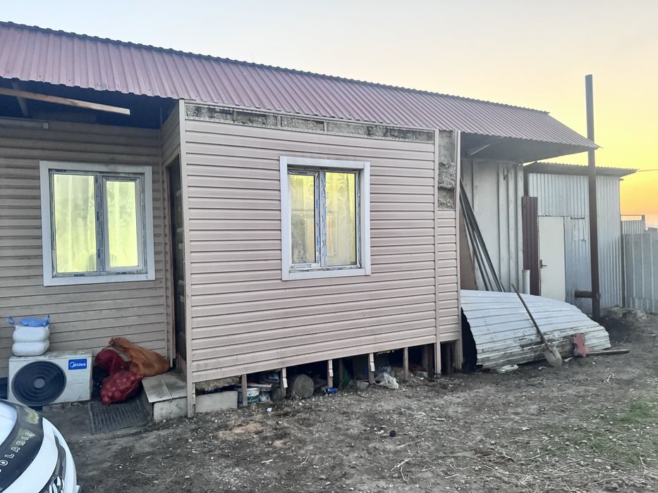 Продам дом барачного типа байсерке