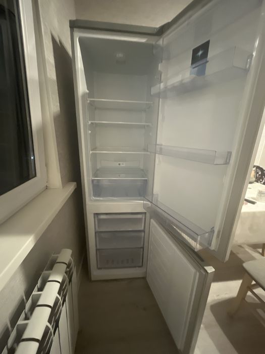 Холодильник бу в хорошем состянии