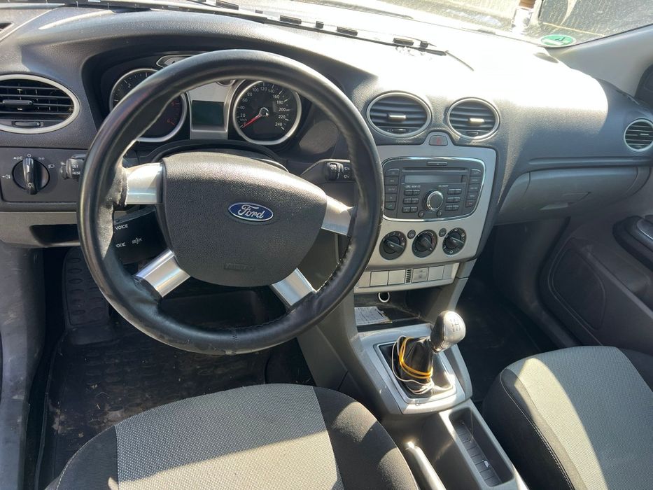 Bara fata/aripa/capota/tragher radiatoare ford focus 2 facelift