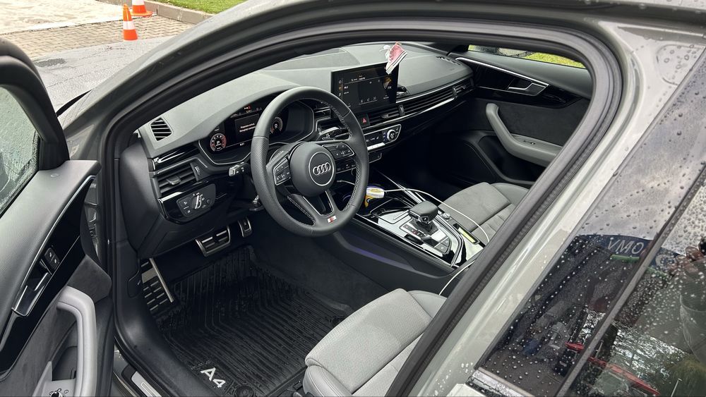 Audi A4 2024 S Line.Garantie 3 ani,toate detaliile sunt in poze!