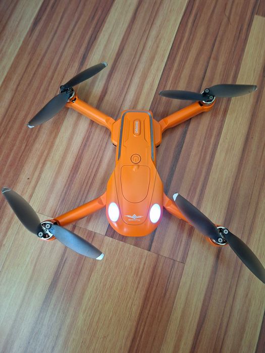 Дрон KF613 в гаранция, почети нов - 100€