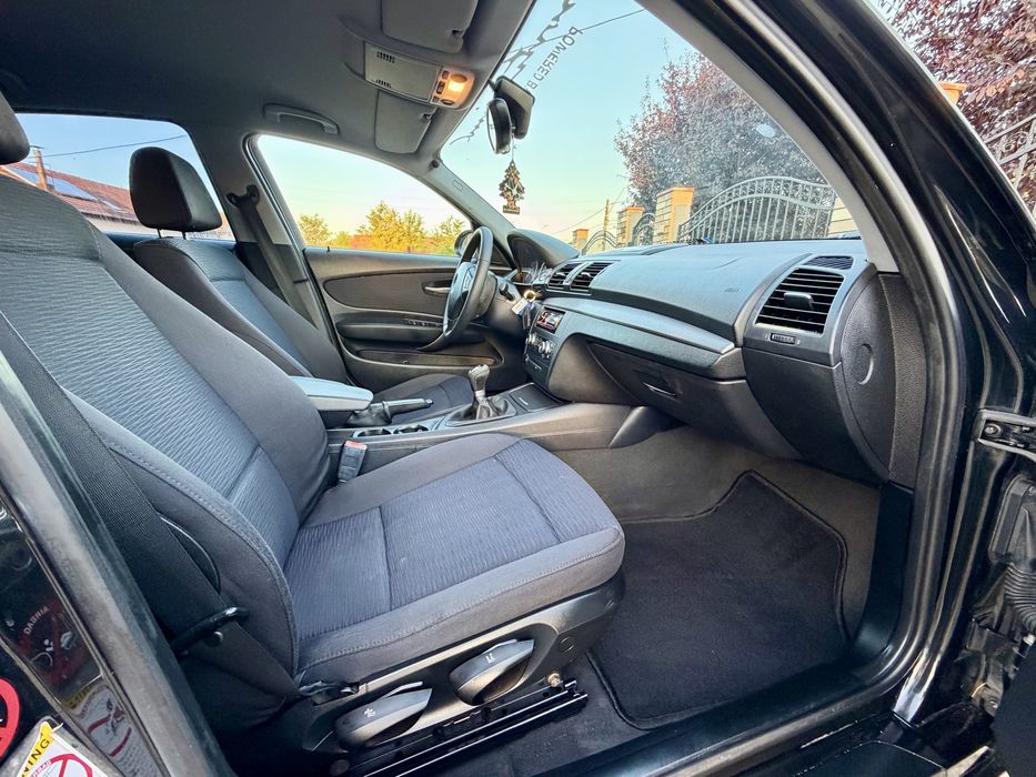 BMW 1 Series 2009 — imagine 5
