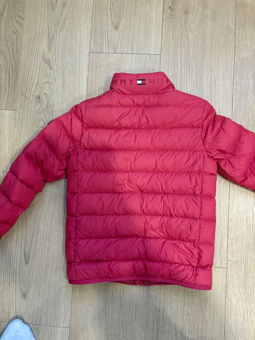 Geacă Tommy Hilfiger mărime 128